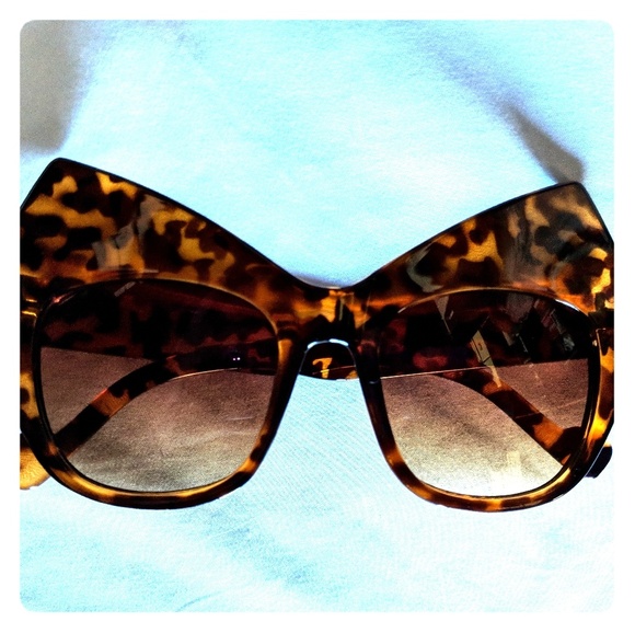 funky oversized sunglasses